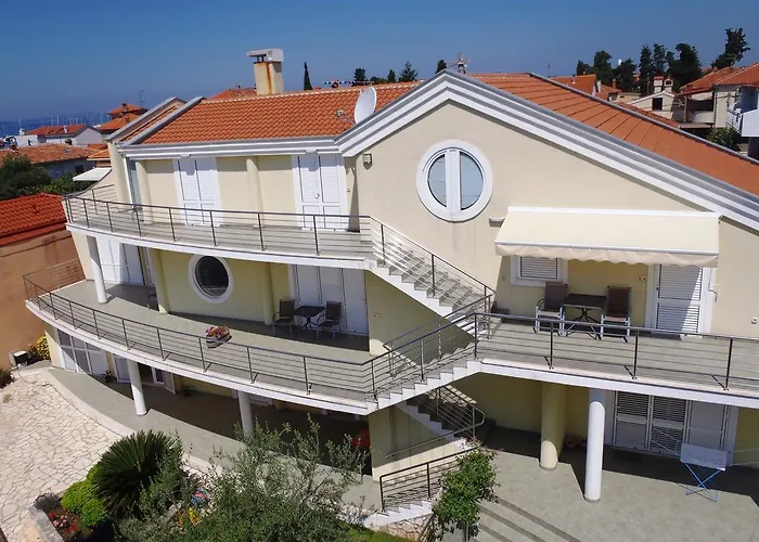 Apartment Maestral *