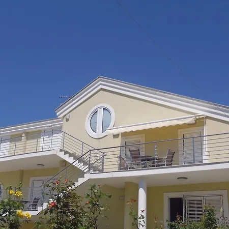 Apartament Maestral