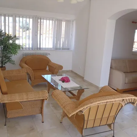 마에스트랄 자다르