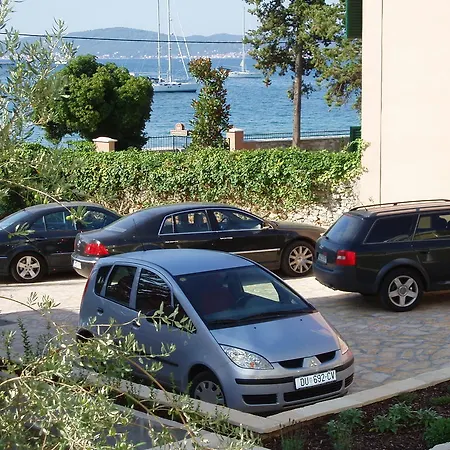 Apartman Maestral *
