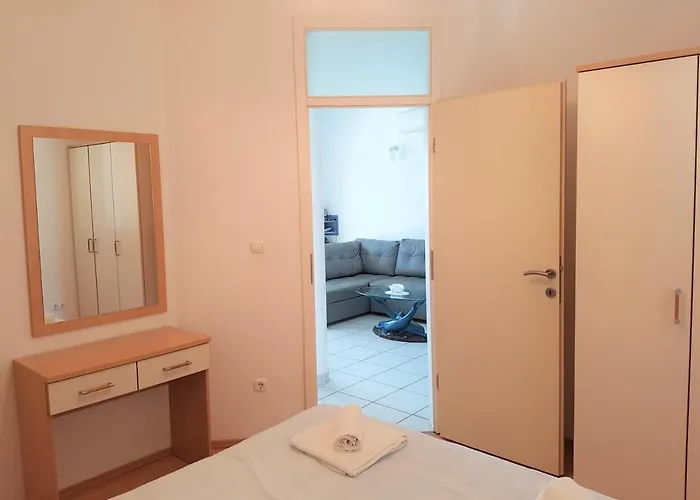 Maestral Apartment *