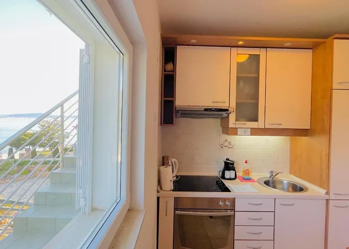 Maestral Apartment *